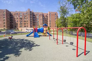 18-75 Corporal Kennedy St, Bayside, NY 11360 - Photo 21