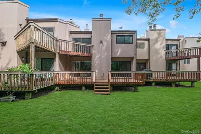 8 John Bean Court, Port Washington, NY 11050 - Photo 29