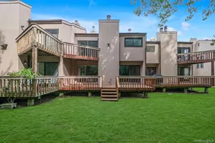 8 John Bean Ct, Port Washington, NY 11050 - Photo 29