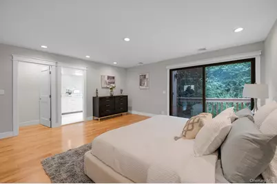 8 John Bean Court, Port Washington, NY 11050 - Photo 17