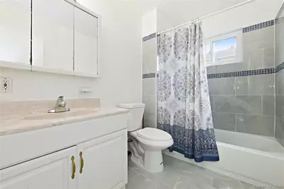 75 Harding Place, Freeport, NY 11520 - Photo 23