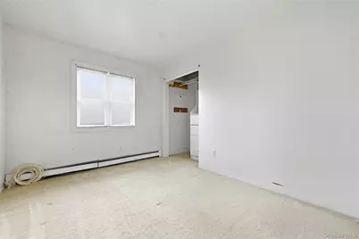 75 Harding Place, Freeport, NY 11520 - Photo 15