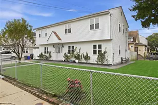 75 Harding Pl, Freeport, NY 11520 - Photo 3