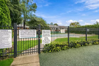 1056 Village Drive #1056, Hauppauge, NY 11788 - Photo 29