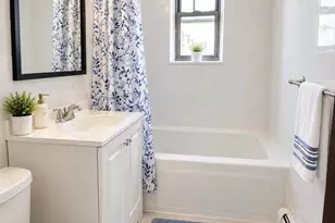 160-06 75th Rd, Fresh Meadows, NY 11366 - Photo 5
