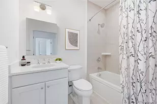 40 August Cir, East Northport, NY 11731 - Photo 9