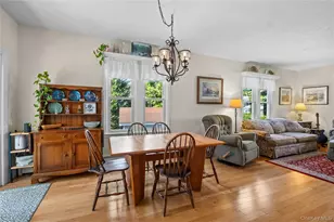 19 Willow Pl, Oyster Bay, NY 11771 - Photo 15