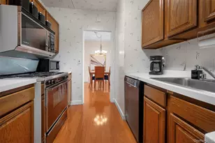 269-10 Grand Central Pkwy, Floral Park, NY 11005 - Photo 13
