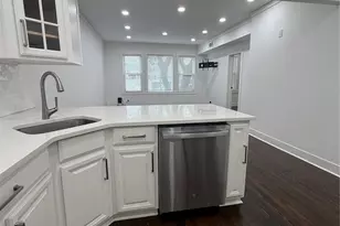 302 A Main St, Huntington, NY 11743 - Photo 3