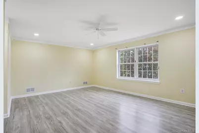 2508 Constitution Way, New Windsor, NY 12553 - Photo 27