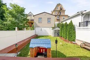 51 Sterling Ave, Yonkers, NY 10704 - Photo 27