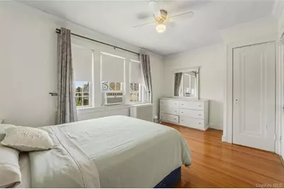 51 Sterling Avenue, Yonkers, NY 10704 - Photo 15