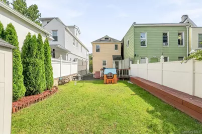 51 Sterling Avenue, Yonkers, NY 10704 - Photo 29