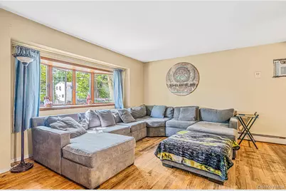 45 Spruce Street, Selden, NY 11784 - Photo 5