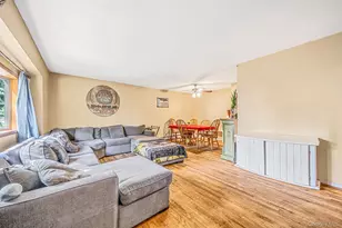 45 Spruce St, Selden, NY 11784 - Photo 3
