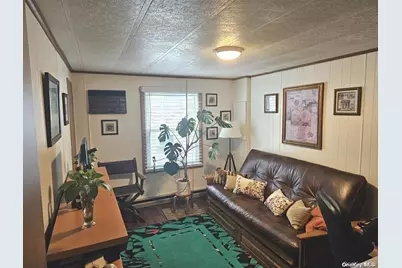 124 Village Circle W #124, Manorville, NY 11949 - Photo 11