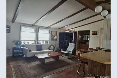 124 Village Circle W #124, Manorville, NY 11949 - Photo 7