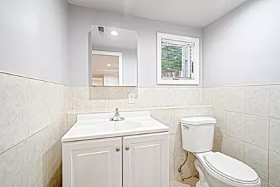 260 W 24th Street, Deer Park, NY 11729 - Photo 27