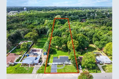 260 W 24th Street, Deer Park, NY 11729 - Photo 5