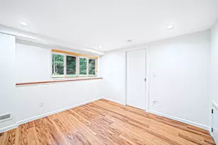 260 W 24th St, Deer Park, NY 11729 - Photo 25