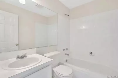 217 Windward Court N, Port Jefferson, NY 11777 - Photo 15