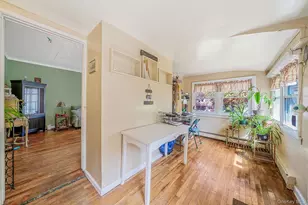 18 Houghton Blvd, Stony Brook, NY 11790 - Photo 9