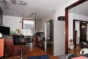 65 Sylvia Ln, Plainview, NY 11803 - Photo 13