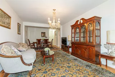 75 S Middle Neck #4-A, Great Neck, NY 11021 - Photo 5