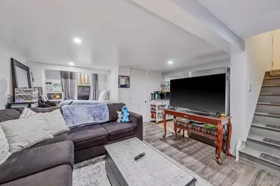 127 Clinton Avenue, Patchogue, NY 11772 - Photo 25