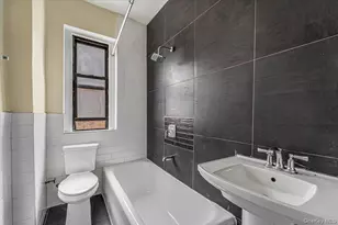 2186 Cruger Ave, Bronx, NY 10462 - Photo 15