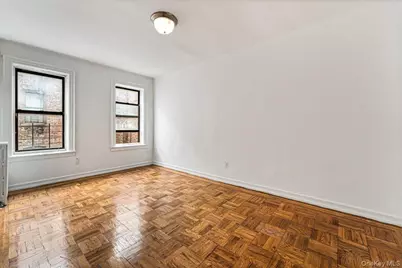 2186 Cruger Avenue #4B, Bronx, NY 10462 - Photo 11