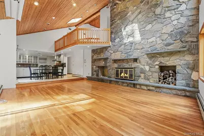 2054 Quaker Ridge Road, Croton on Hudson, NY 10520 - Photo 13
