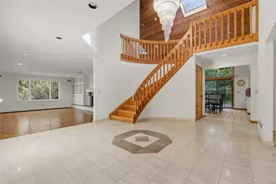 2054 Quaker Ridge Road, Croton on Hudson, NY 10520 - Photo 5