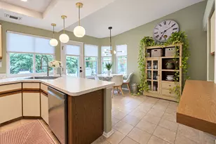 4 Orient Ct, Ridge, NY 11961 - Photo 9