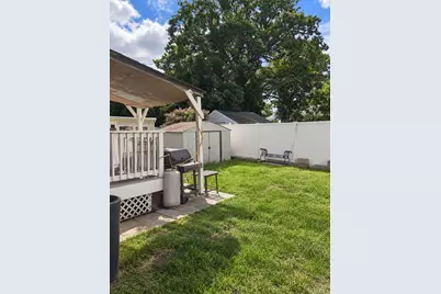291 Clinton Avenue, Cedarhurst, NY 11516 - Photo 3