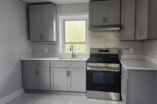 647 S 6th Ave S, Mount Vernon, NY 10550 - Photo 5