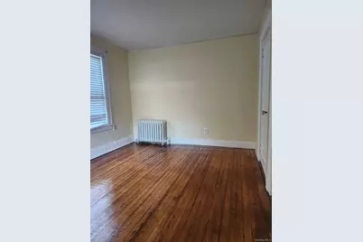 647 S 6th Avenue S #2, Mount Vernon, NY 10550 - Photo 1