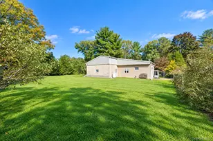 590 Canal Rd, Mount Sinai, NY 11766 - Photo 11