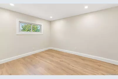11 Tell Avenue, Deer Park, NY 11729 - Photo 13
