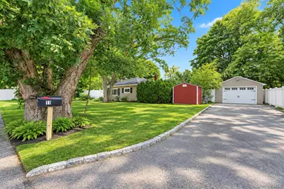 11 Tell Avenue, Deer Park, NY 11729 - Photo 5