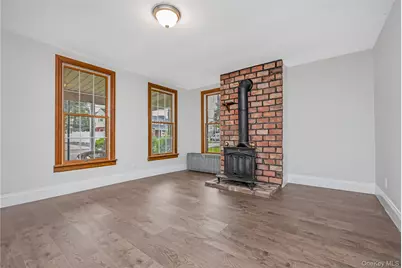 419 Ocean Avenue, East Rockaway, NY 11518 - Photo 5