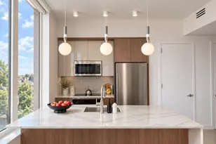 111 Second Street 2nd, Mineola, NY 11501 - Photo 5