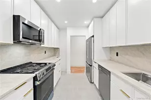 228-18 139th Ave, Springfield Gardens, NY 11413 - Photo 9