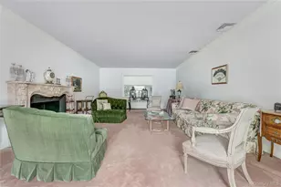 178 Schenck Cir N, Hewlett, NY 11557 - Photo 5