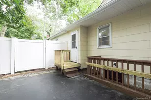 45 Lake Promenade, Ronkonkoma, NY 11779 - Photo 13