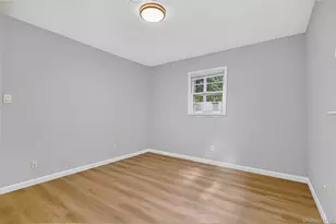 45 Lake Promenade, Ronkonkoma, NY 11779 - Photo 9