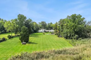 61 Factory Pond Rd, Locust Valley, NY 11560 - Photo 31