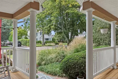 52 Bayway Avenue, Brightwaters, NY 11718 - Photo 11