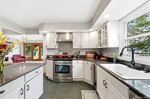52 Bayway Ave, Brightwaters, NY 11718 - Photo 29