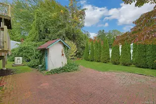 19 Cambridge Street E, Valhalla, NY 10595 - Photo 29
